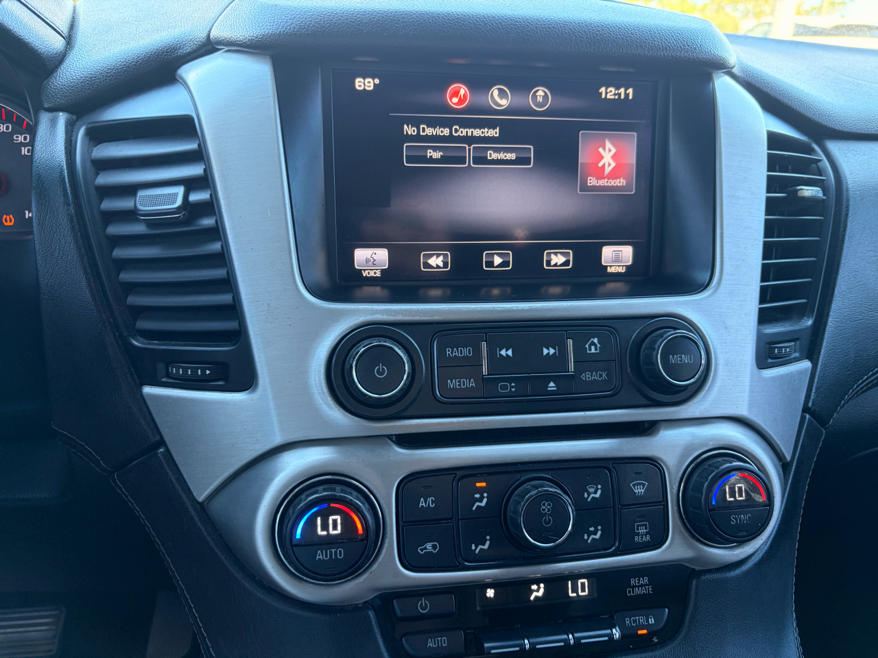 GMC Yukon SLE 4WD 2015