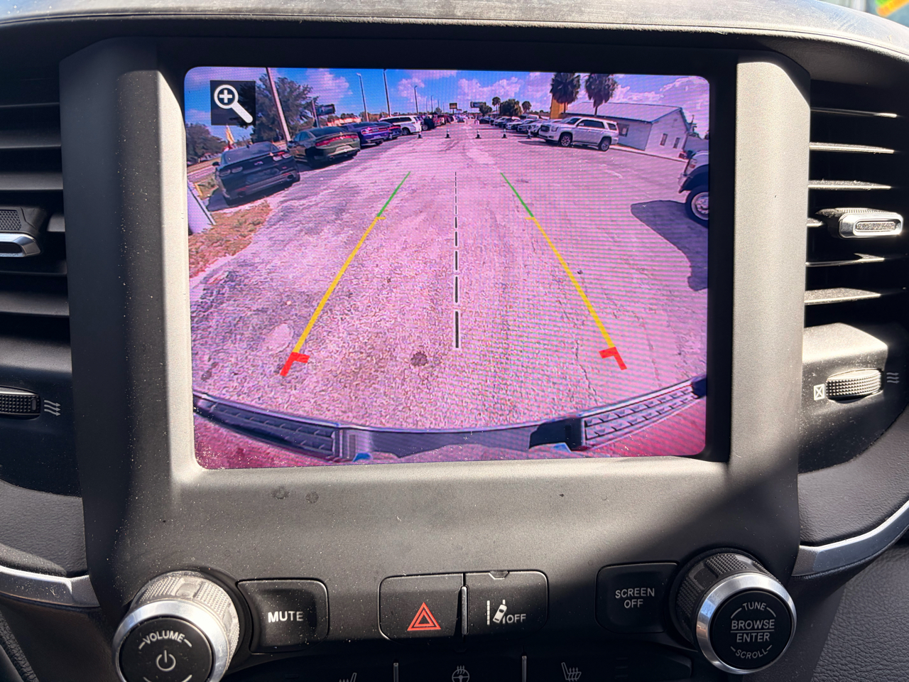 RAM 1500 Big Horn Crew Cab SWB 2WD 2021