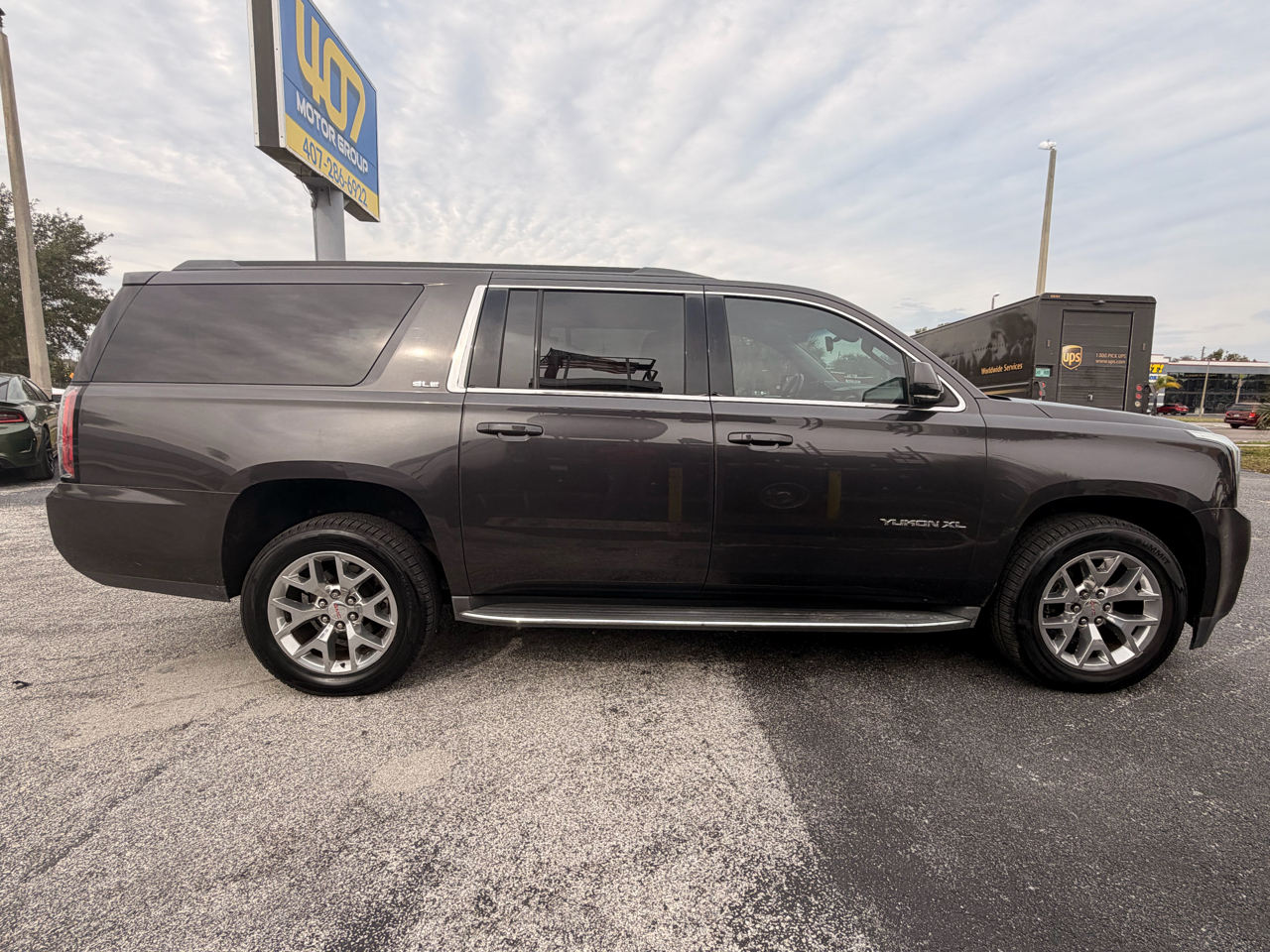 GMC Yukon XL SLE 2WD 2016
