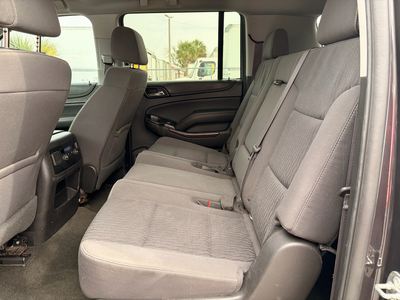 GMC Yukon XL SLE 2WD 2016