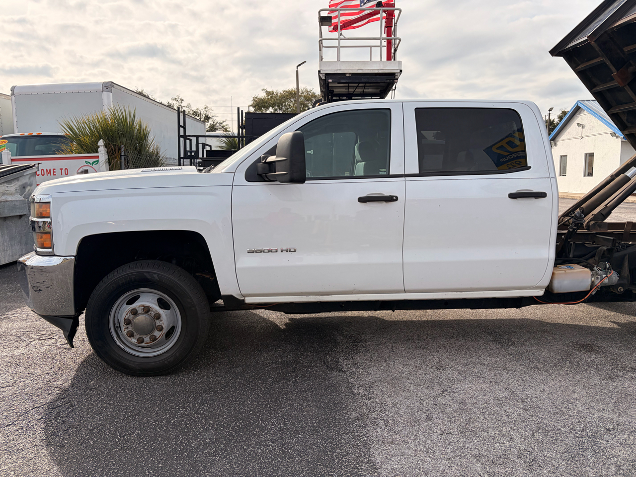 Chevrolet Silverado 3500HD Work Truck Crew Cab 4WD 2015