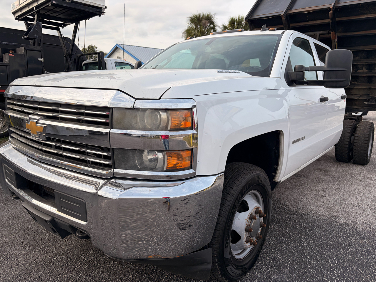 Chevrolet Silverado 3500HD Work Truck Crew Cab 4WD 2015