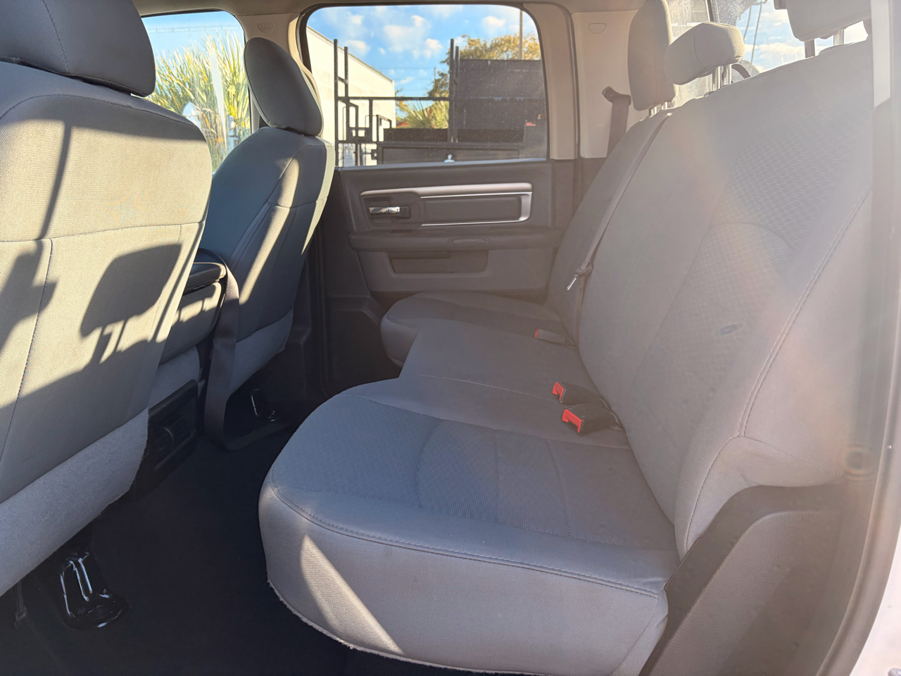 RAM 1500 Classic SLT Crew Cab SWB 2WD 2020