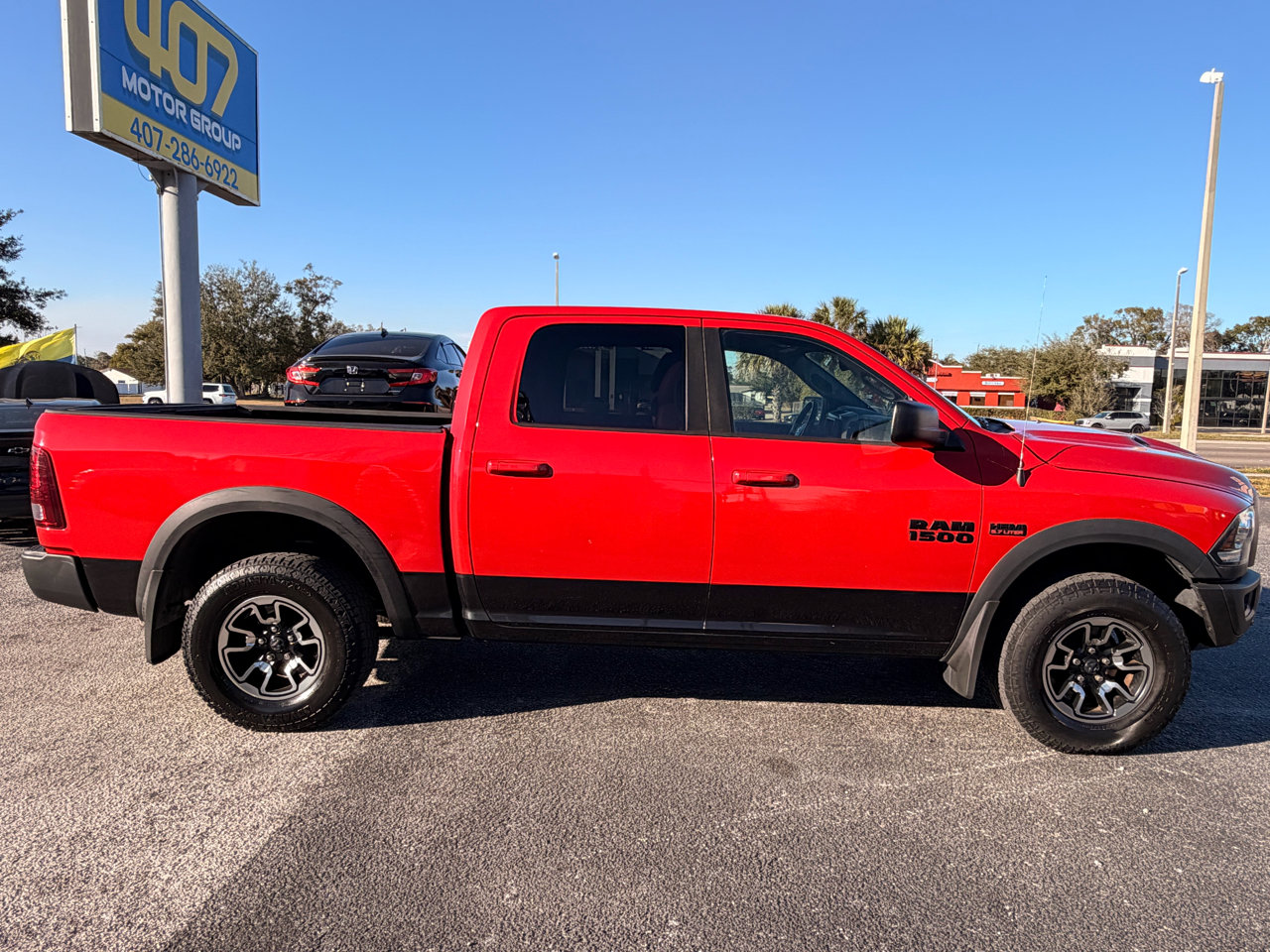 RAM 1500 4WD Crew Cab 140.5" Rebel 2016