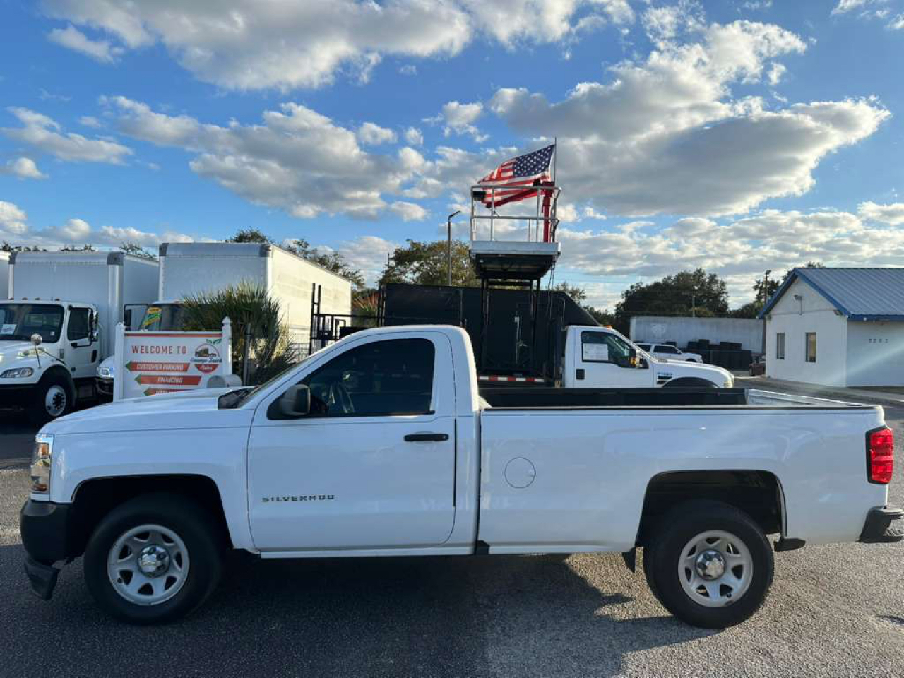 Chevrolet Silverado 1500 2WD Reg Cab 140" Work Truck 2017