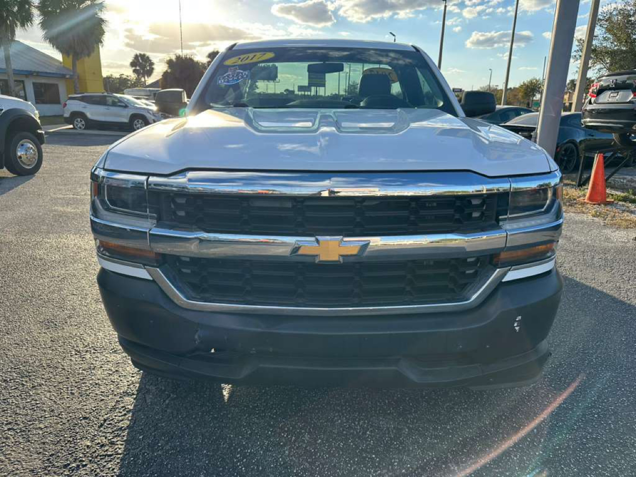 Chevrolet Silverado 1500 2WD Reg Cab 140" Work Truck 2017
