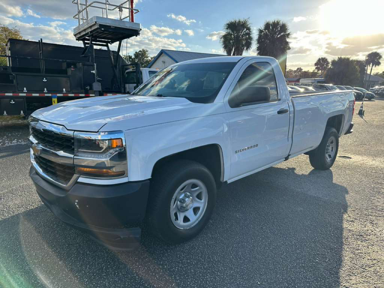 Chevrolet Silverado 1500 2WD Reg Cab 140" Work Truck 2017