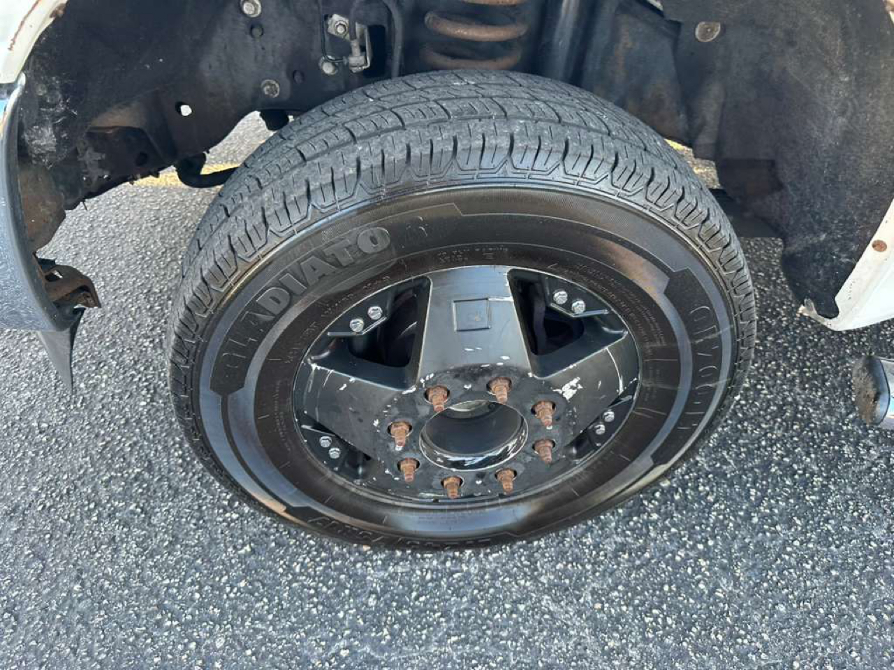 Ford F-350 SD Lariat Crew Cab 4WD 2011