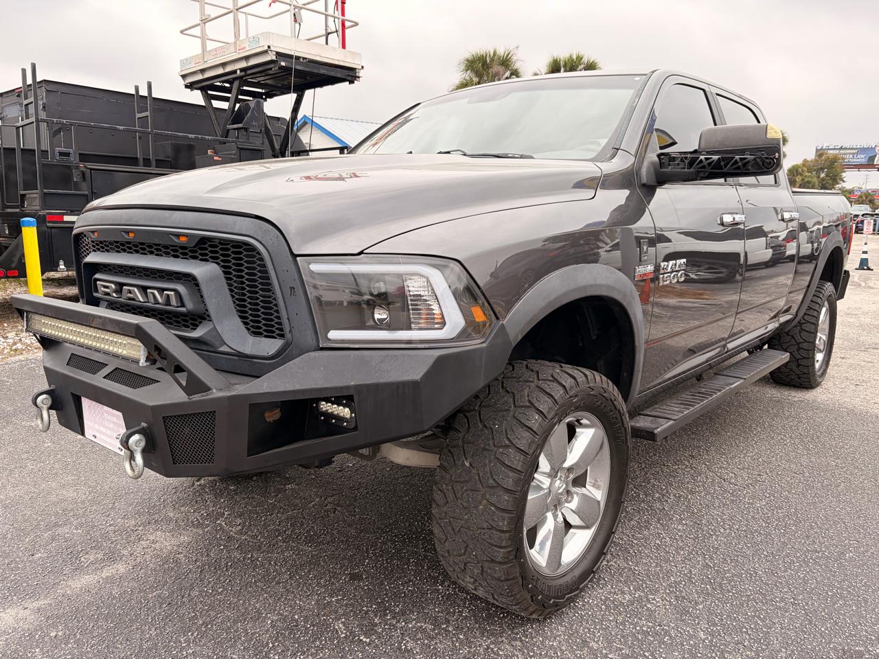 RAM 1500 Big Horn 4x2 Crew Cab 6'4" Box 2018