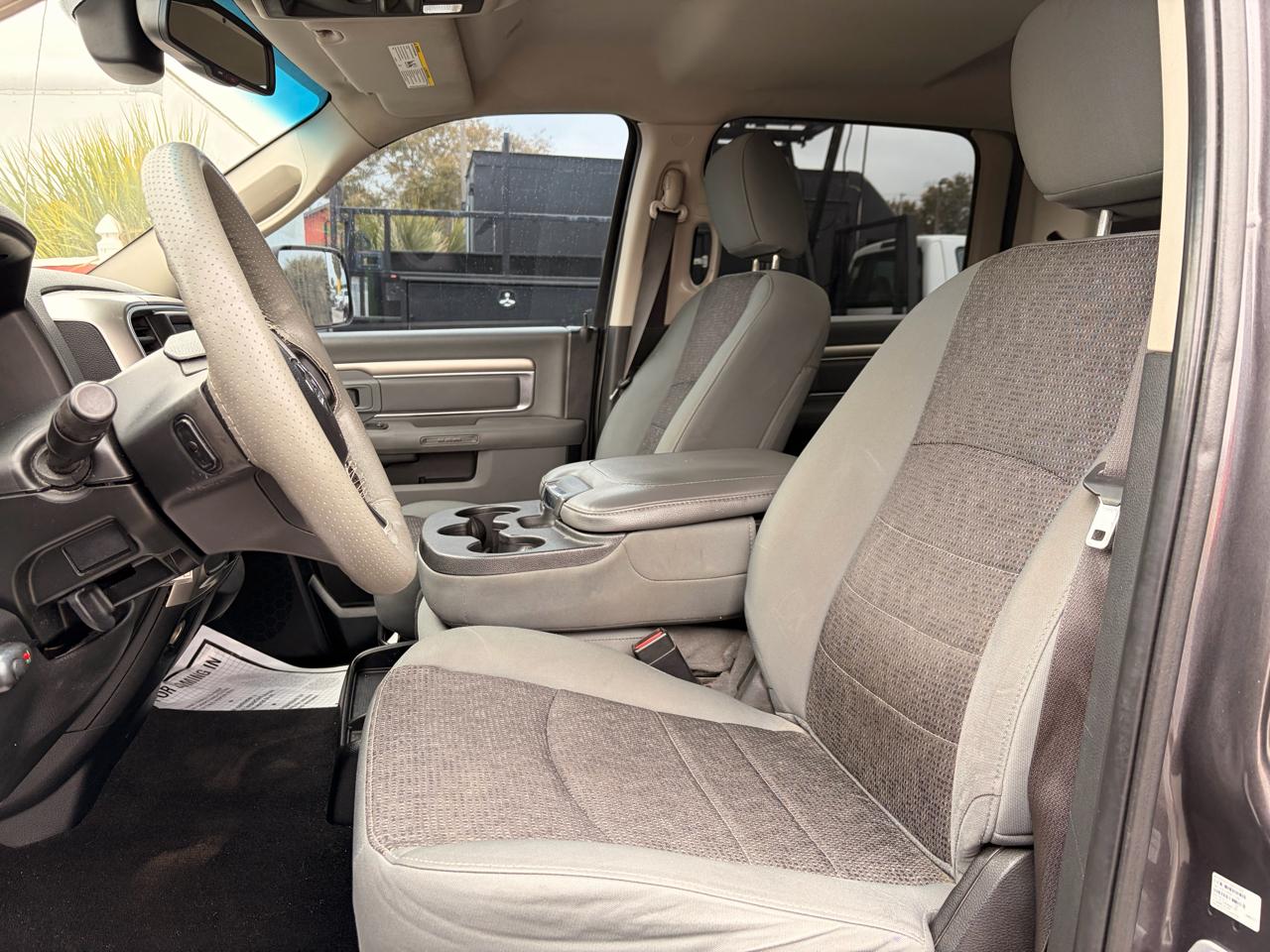 RAM 1500 Big Horn 4x2 Crew Cab 6'4" Box 2018