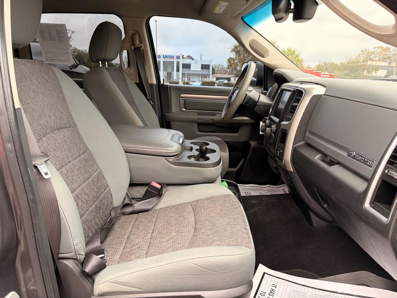 RAM 1500 Big Horn 4x2 Crew Cab 6'4" Box 2018