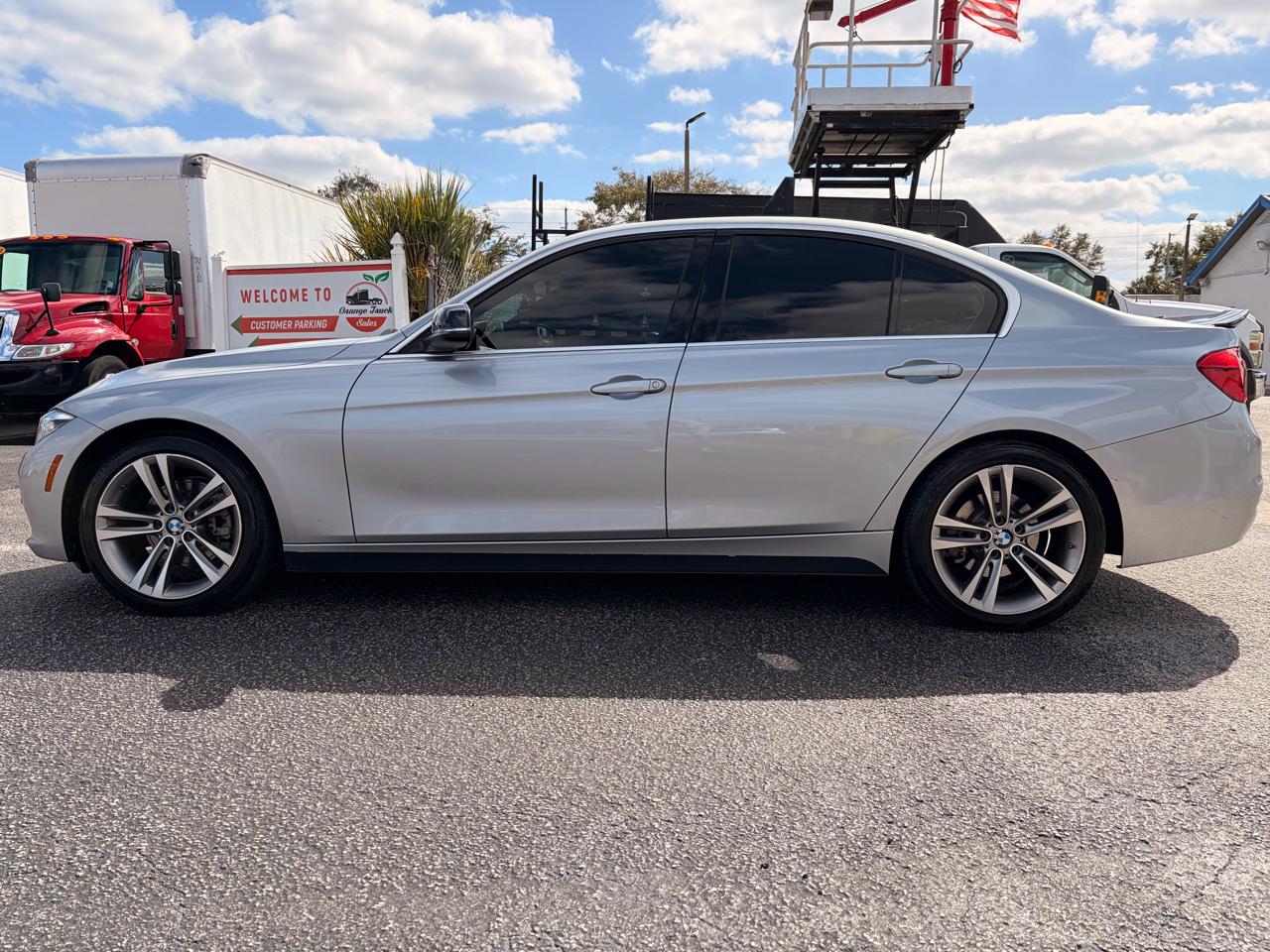 BMW 330i  2018