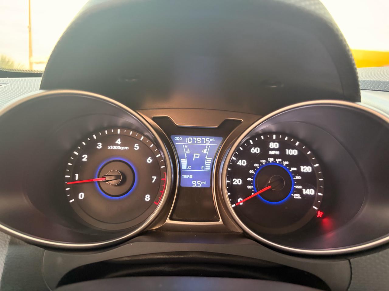 Hyundai Veloster Base 2013