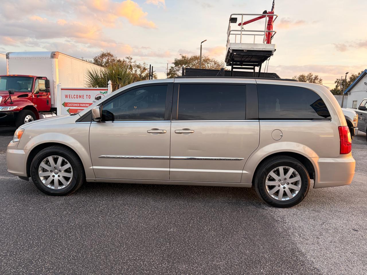 Chrysler Town & Country Touring 2014