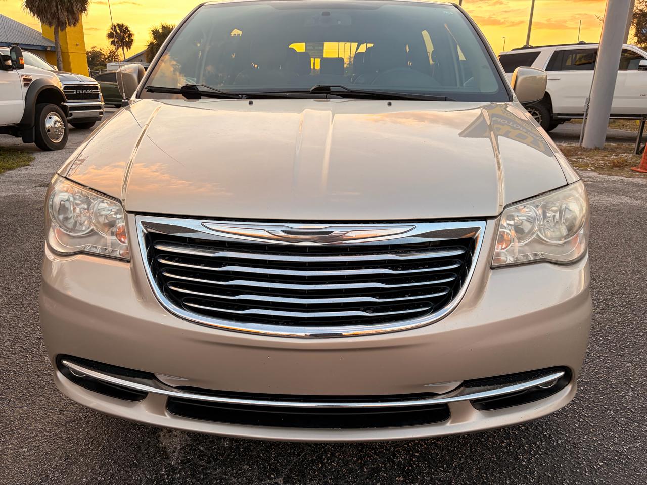 Chrysler Town & Country Touring 2014