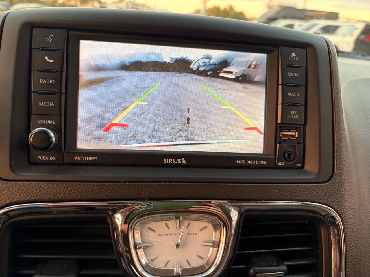 Chrysler Town & Country Touring 2014