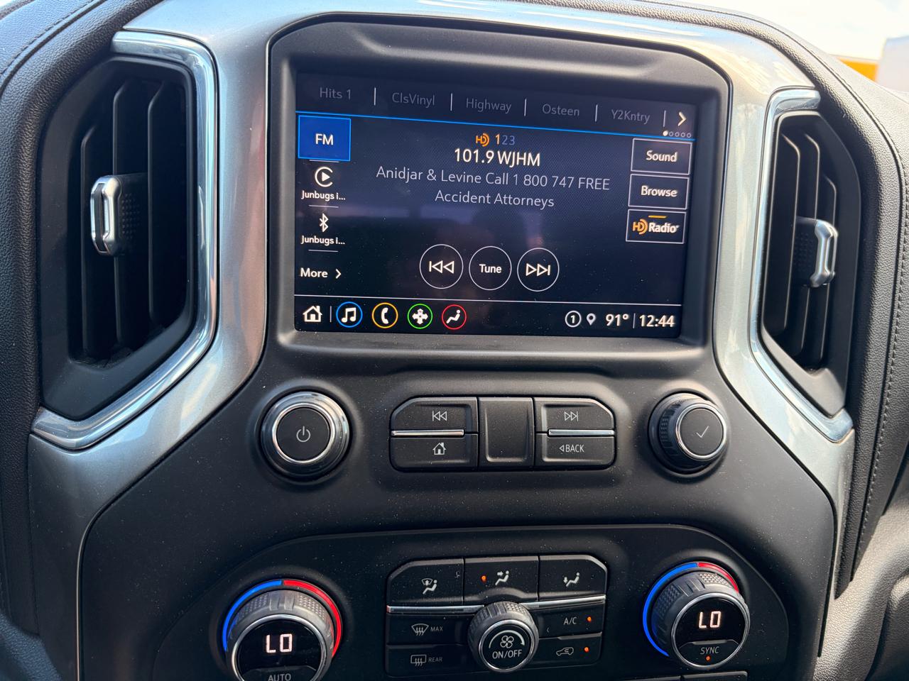 Chevrolet Silverado 1500 1LT Crew Cab 2WD 2021