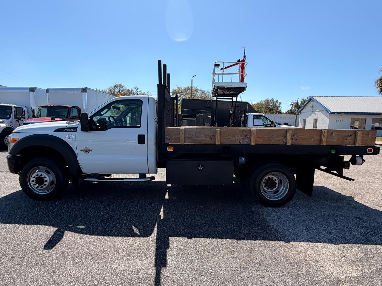 Ford F-550 Regular Cab DRW 2WD 2015