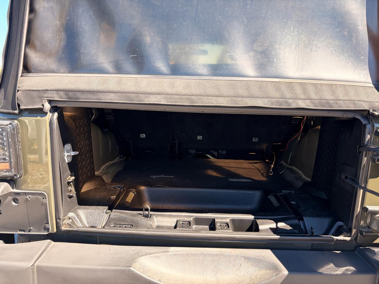 Jeep Wrangler Unlimited Sport 4WD 2015