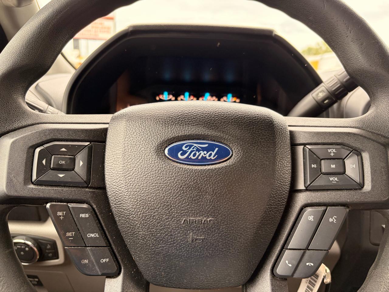 Ford F-150 2WD SuperCab 133" STX 2019