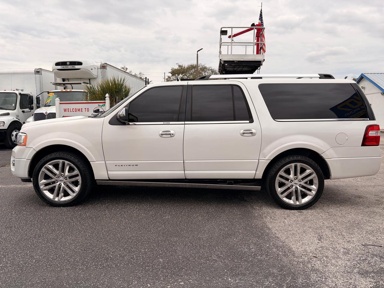 Ford Expedition EL Platinum 2WD 2015