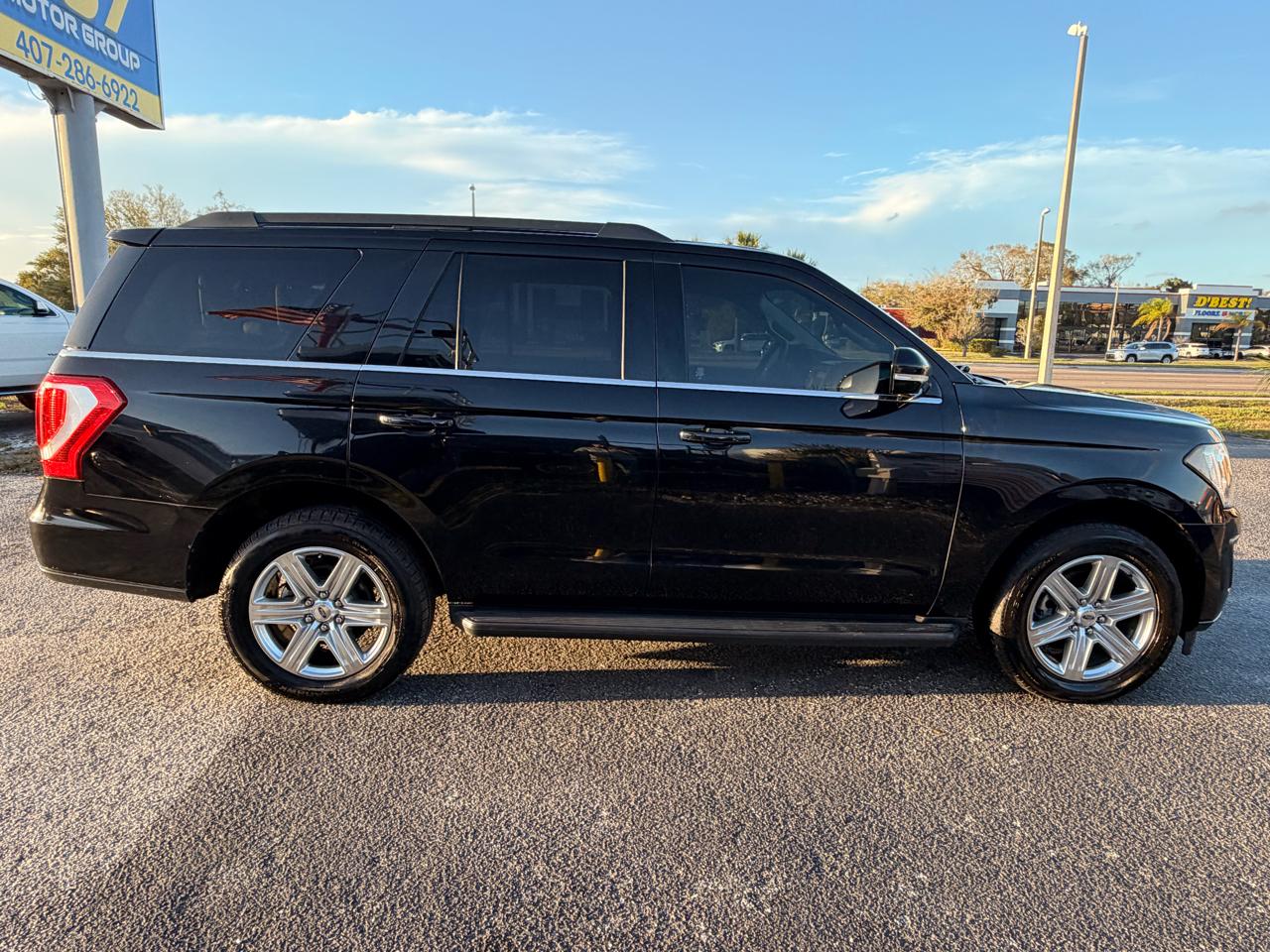 Ford Expedition XLT 2WD 2019