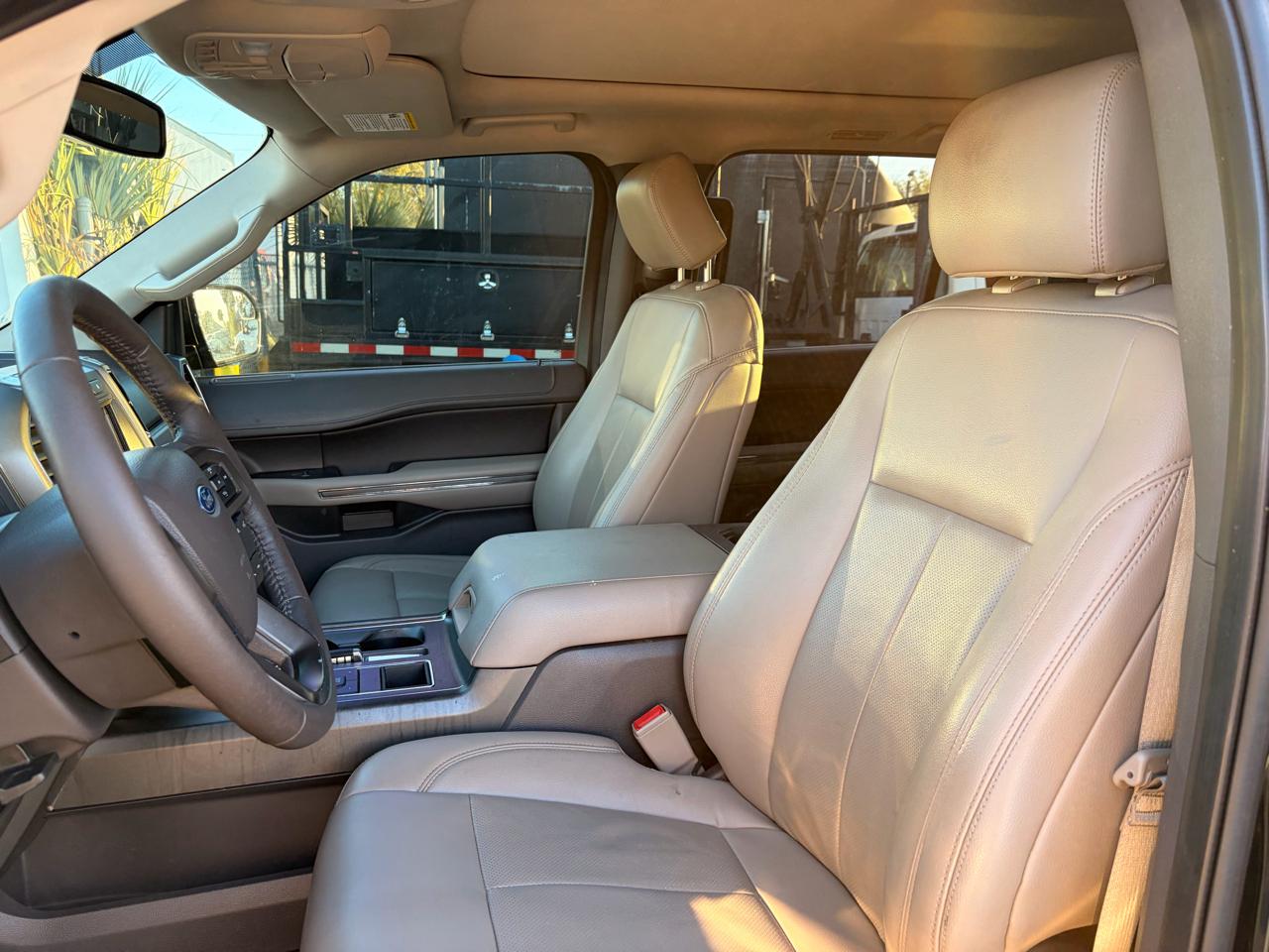 Ford Expedition XLT 2WD 2019