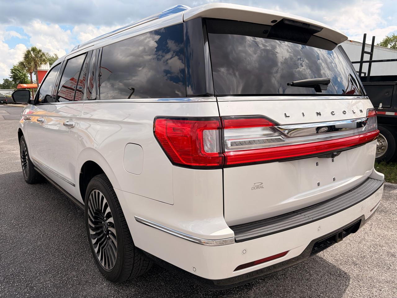 Lincoln Navigator L Black Label 4WD 2018