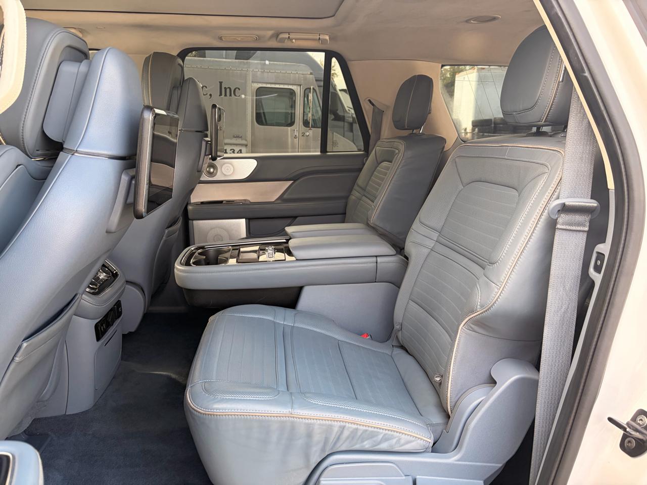 Lincoln Navigator L Black Label 4WD 2018