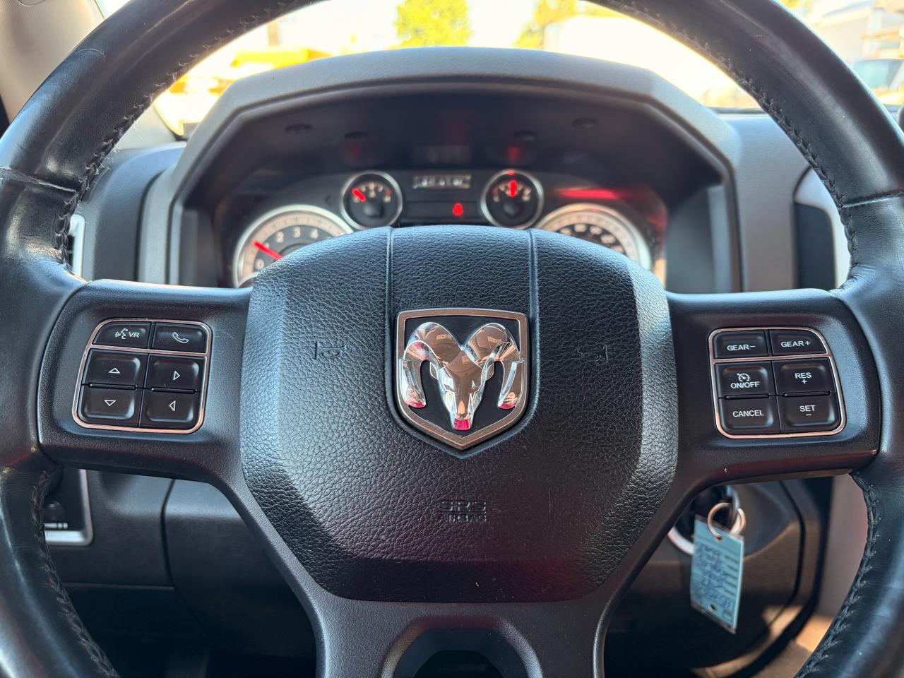 RAM 1500 4WD Crew Cab 149" Big Horn 2017