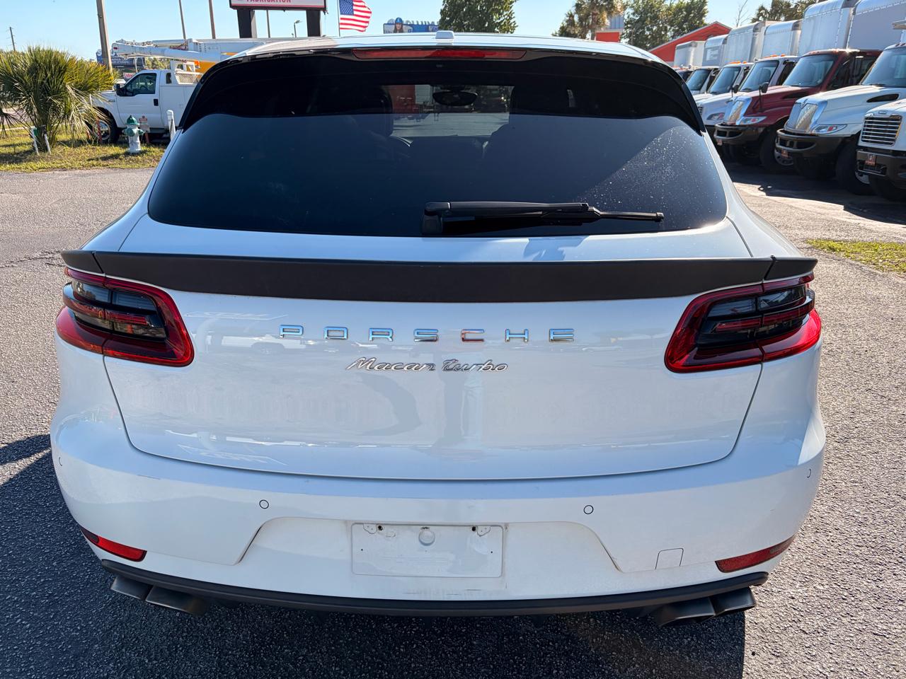 Porsche Macan Turbo 2015