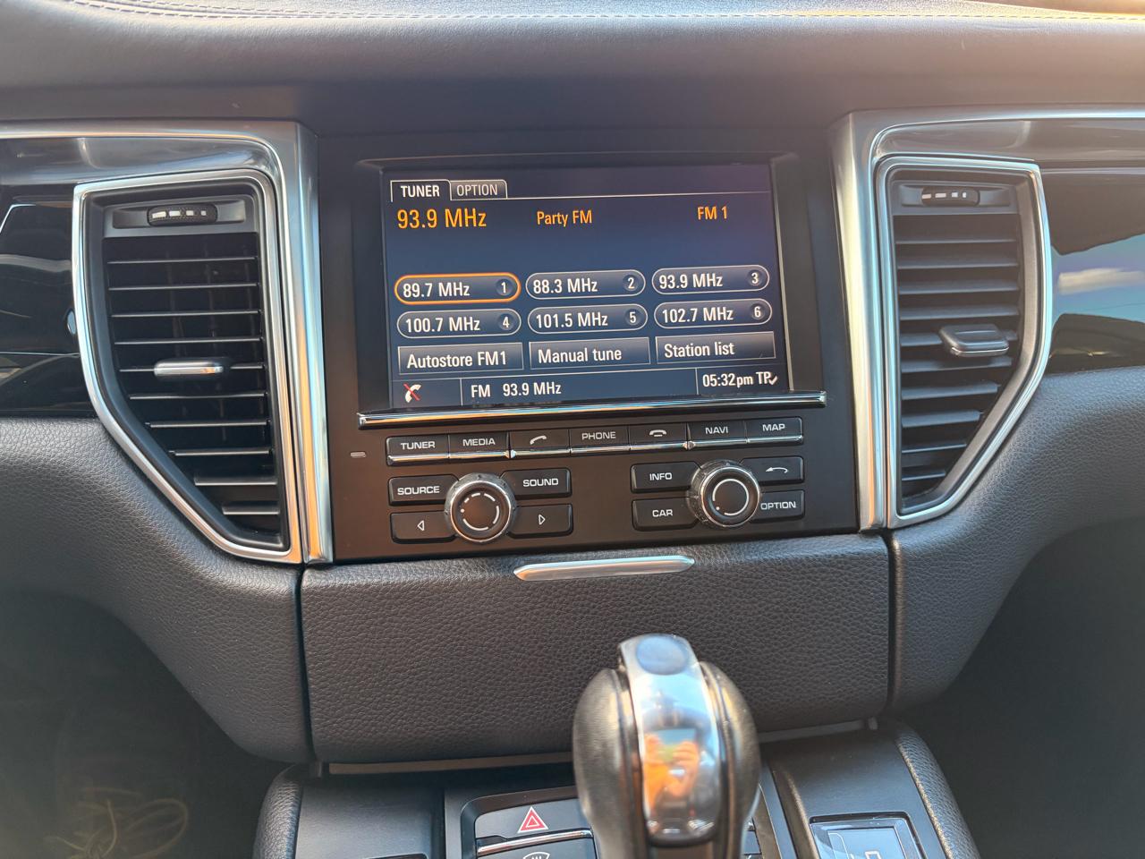 Porsche Macan Turbo 2015