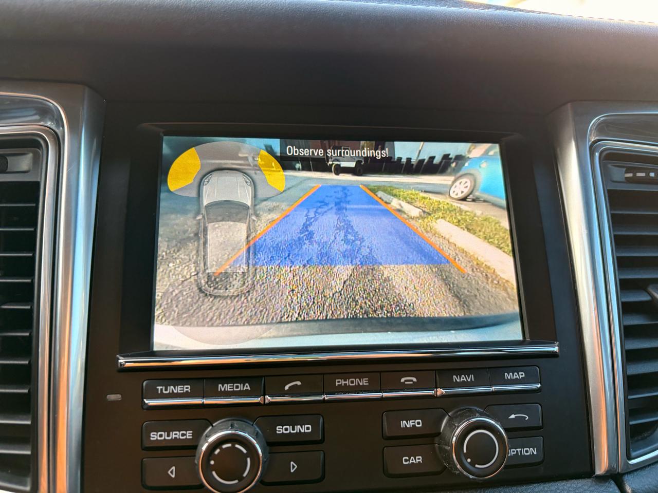 Porsche Macan Turbo 2015