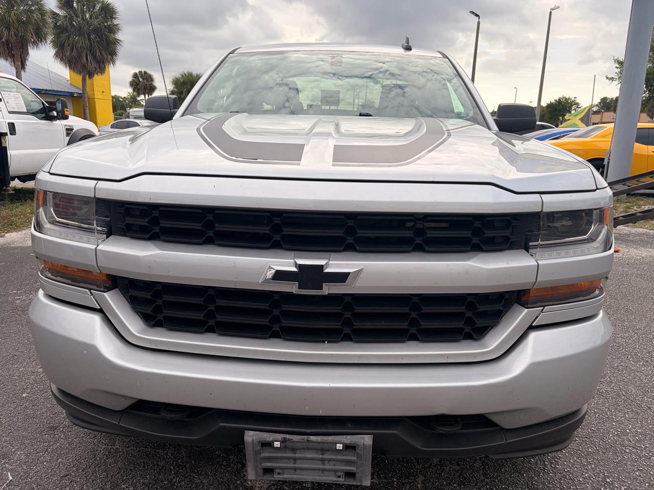 Chevrolet Silverado 1500 4WD Double Cab 143.5" Custom 2018