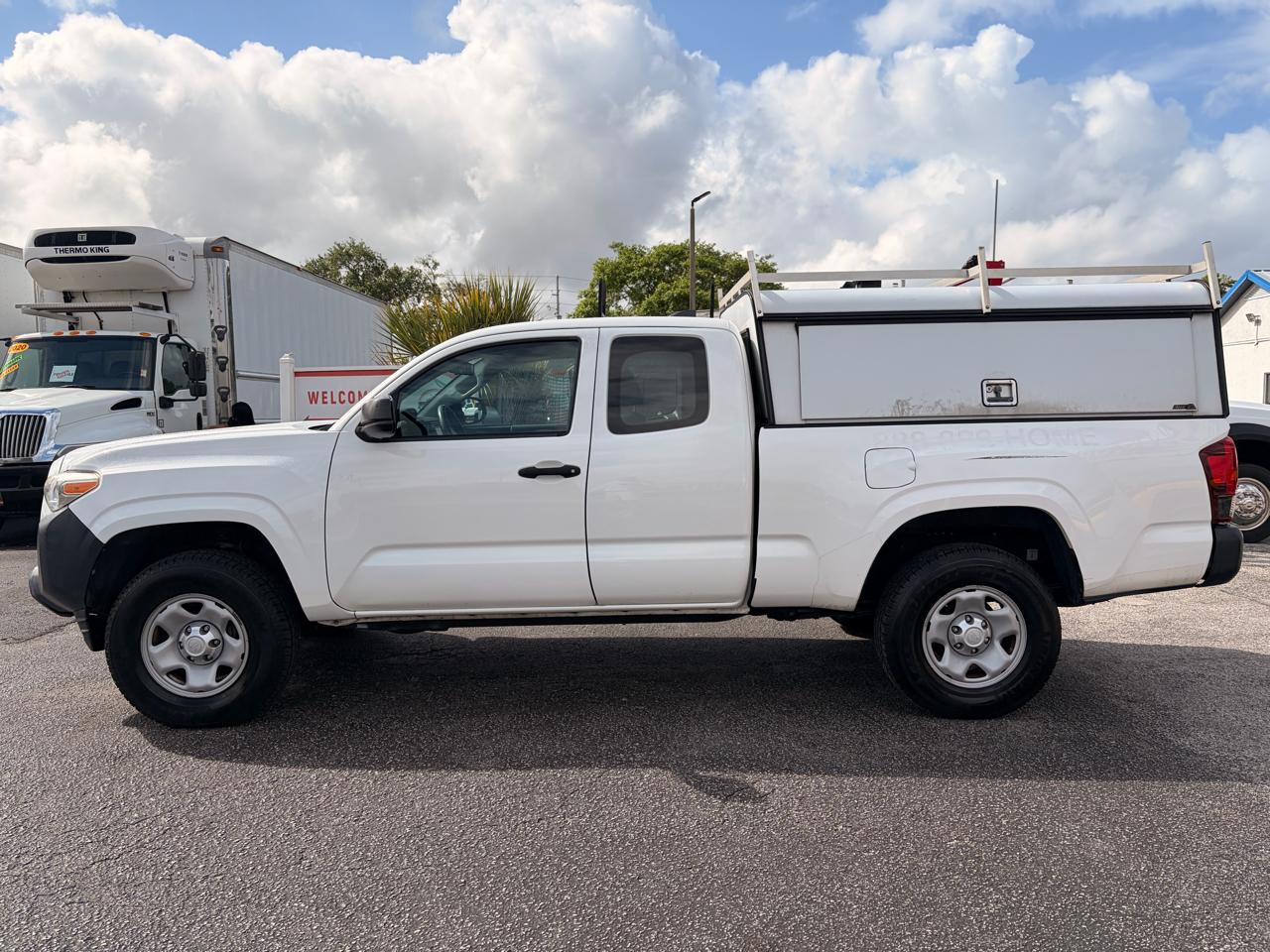 Toyota Tacoma 2WD Access Cab I4 AT SR (Natl) 2018