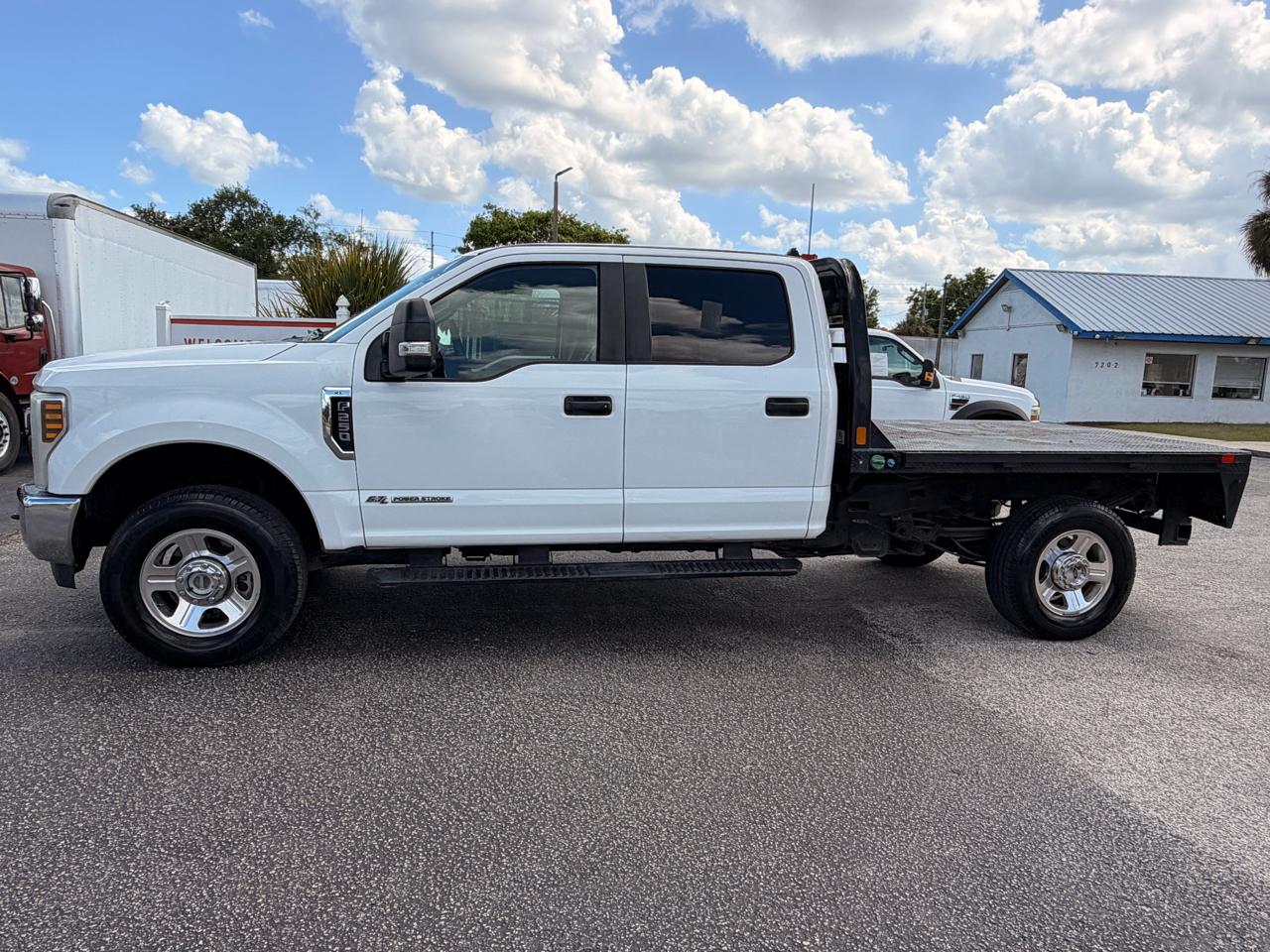 Ford F-250 SD XL Crew Cab 4WD 2019