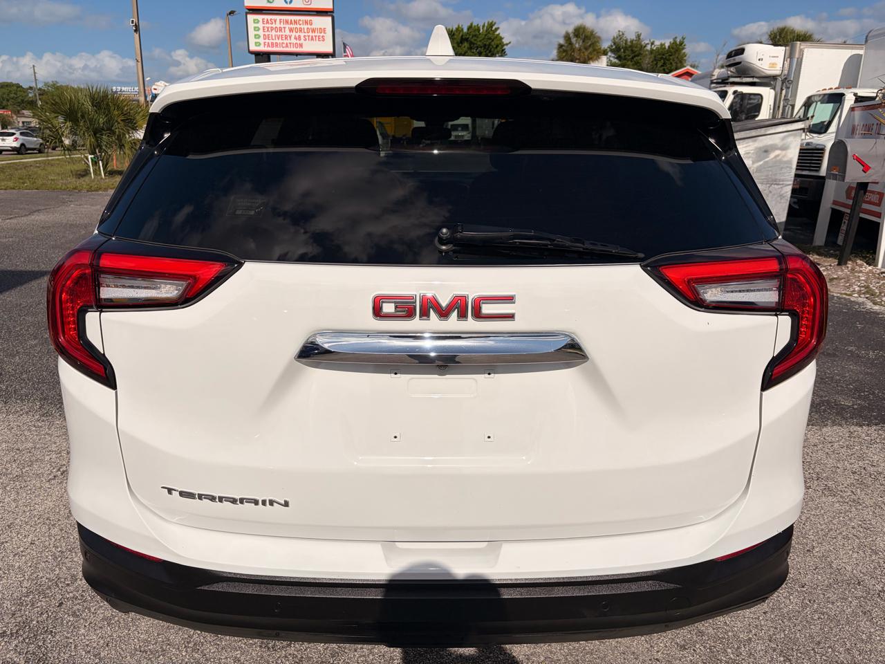 GMC Terrain SLE 2022