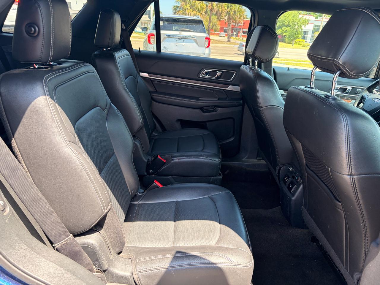 Ford Explorer Limited 4WD 2017