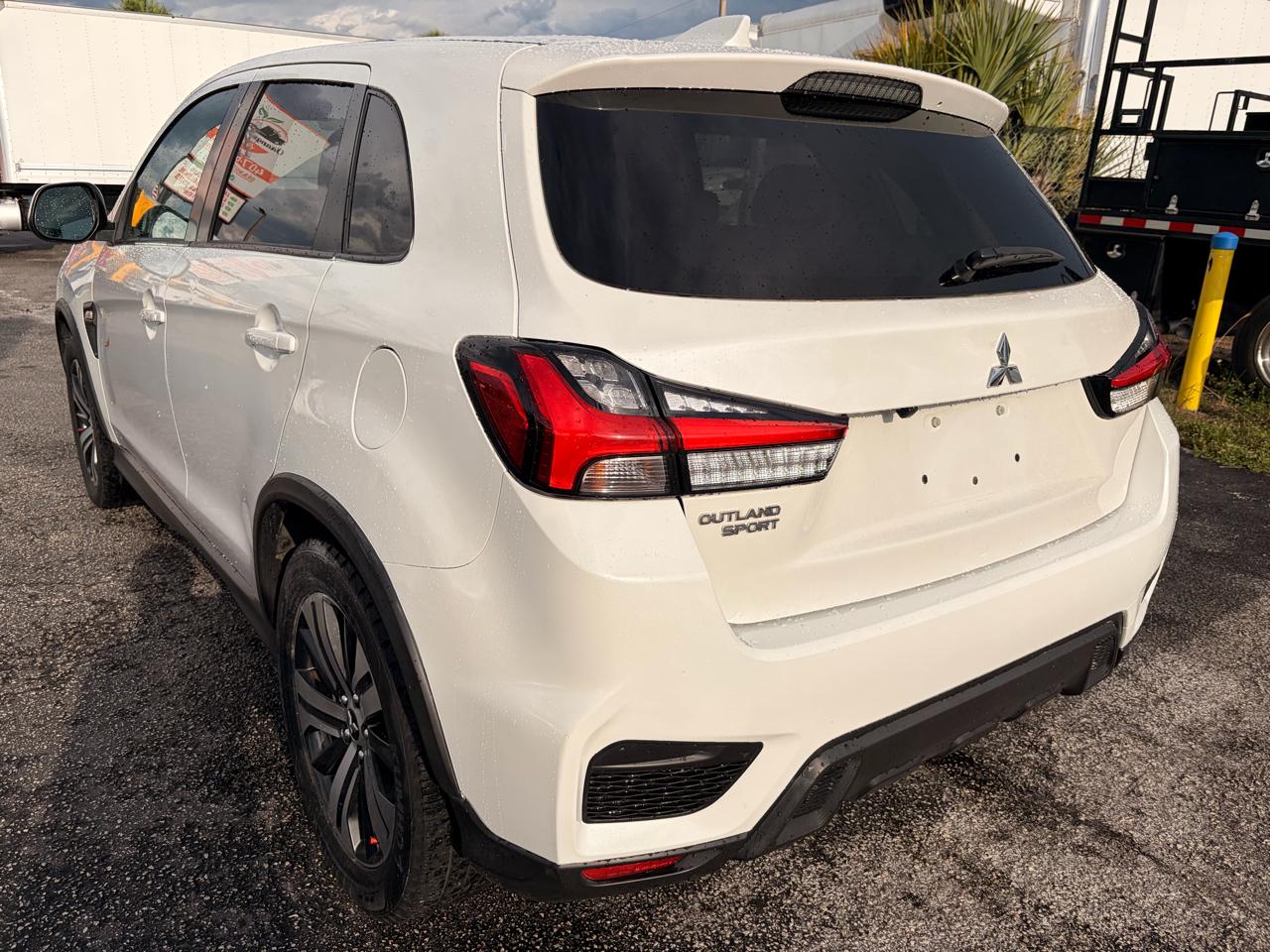 Mitsubishi Outlander Sport 2.0 ES CVT 2020