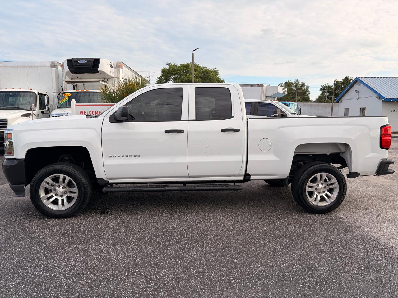 Chevrolet Silverado 1500 2WD Double Cab 143.5" Work Truck 2019