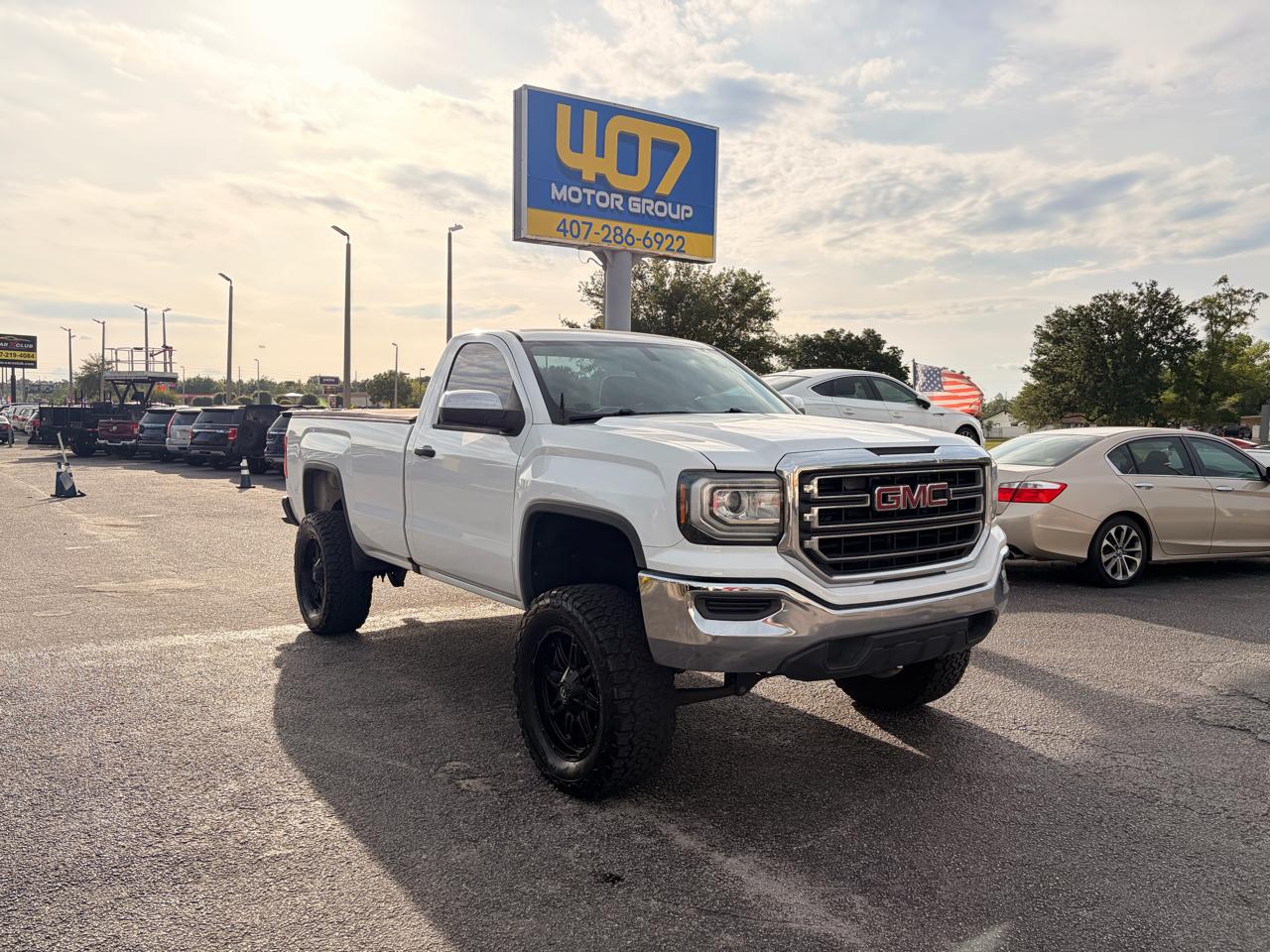 GMC Sierra 1500 Base Long Box 2WD 2017