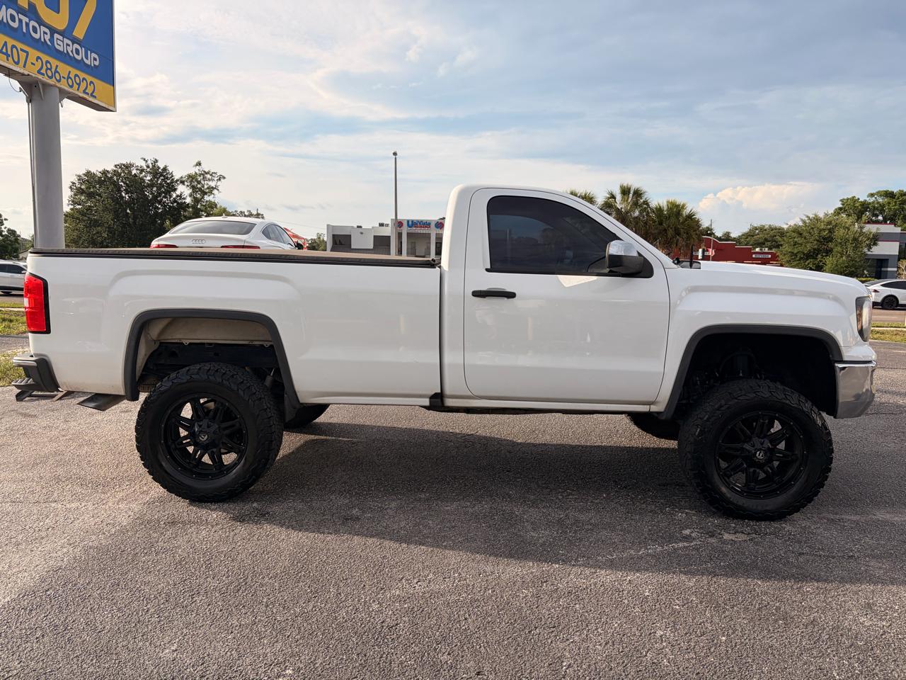GMC Sierra 1500 Base Long Box 2WD 2017