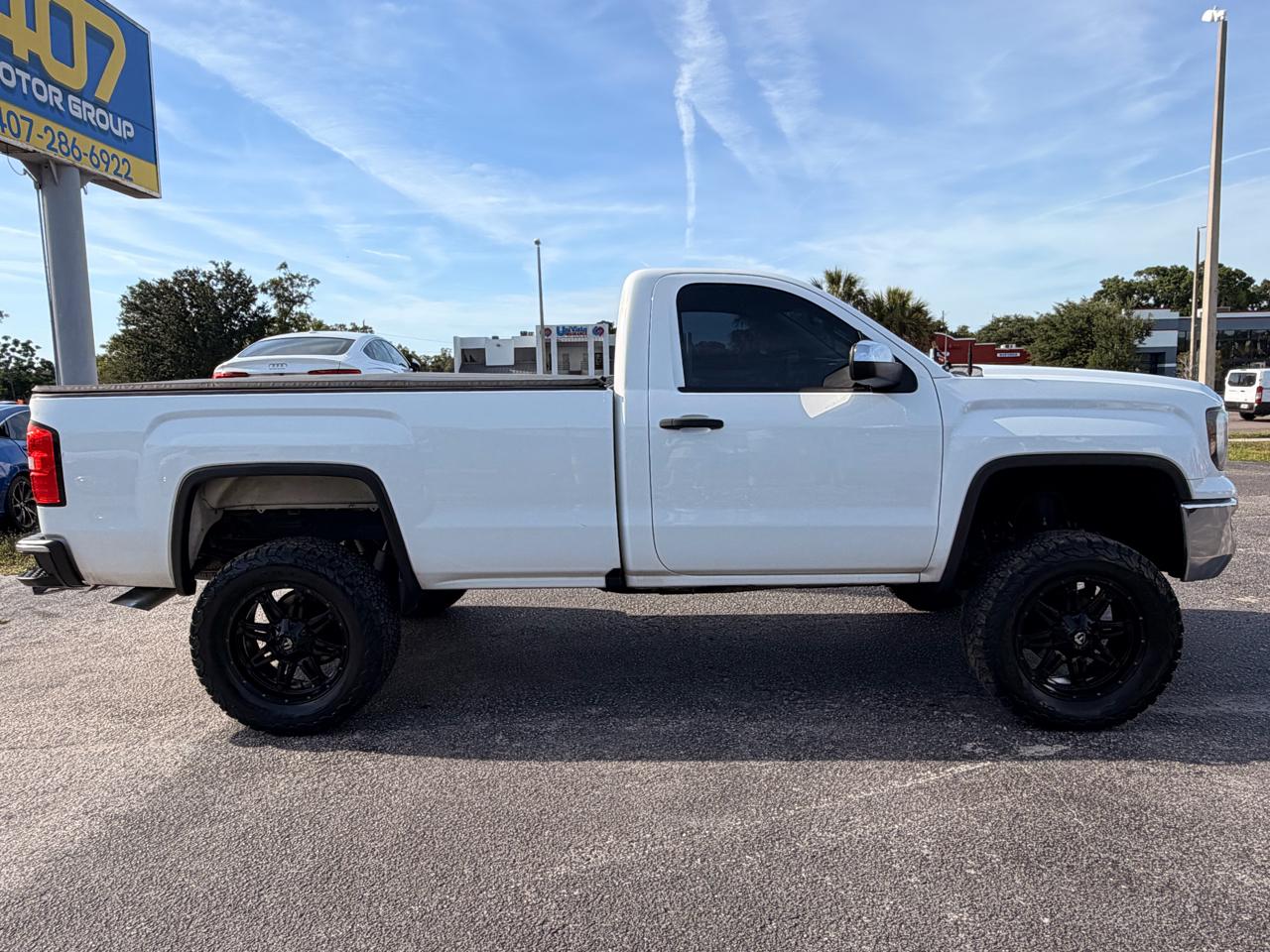 GMC Sierra 1500 Base Long Box 2WD 2017