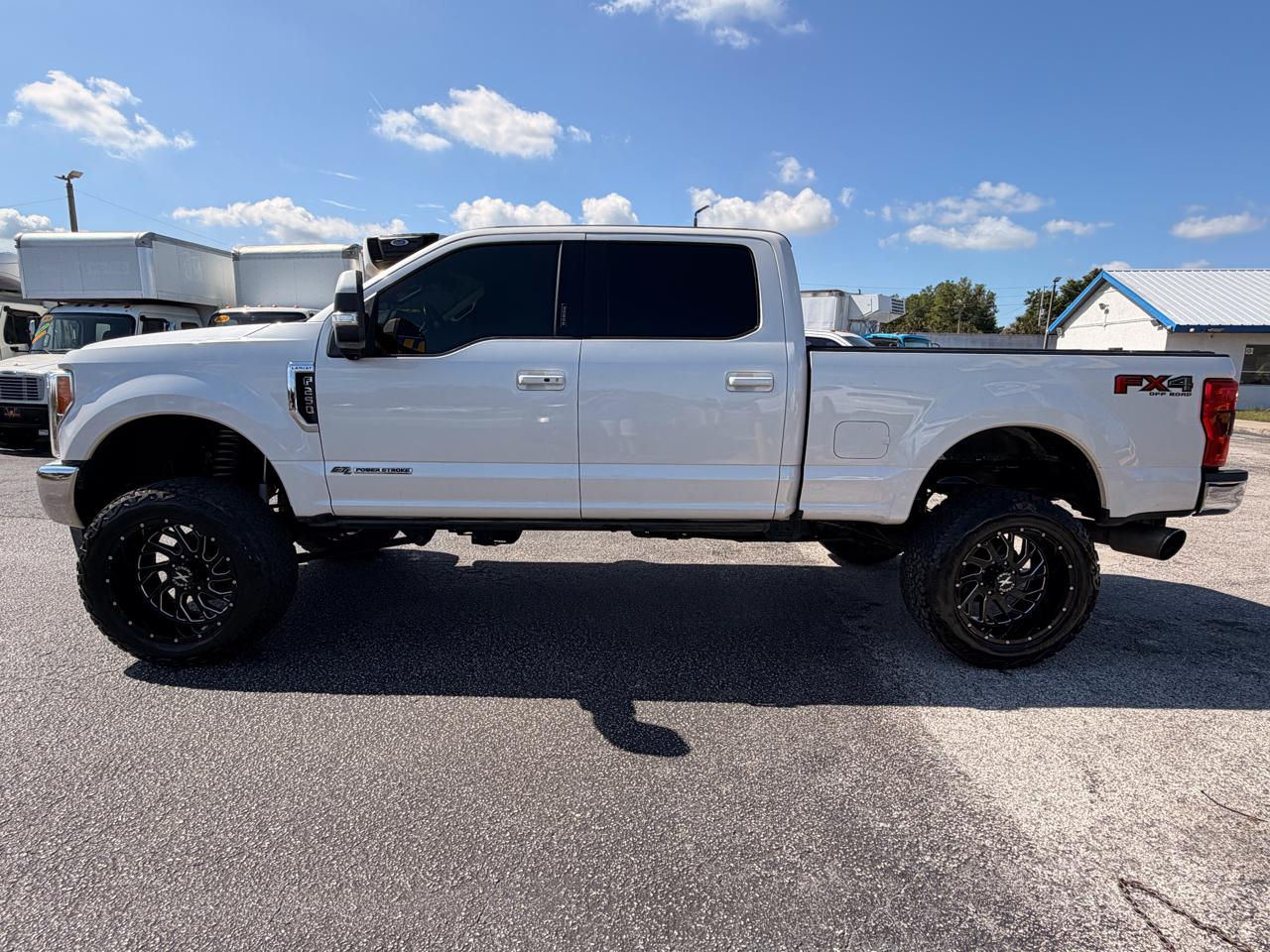 Ford F-250 SD Lariat Crew Cab 4WD 2018