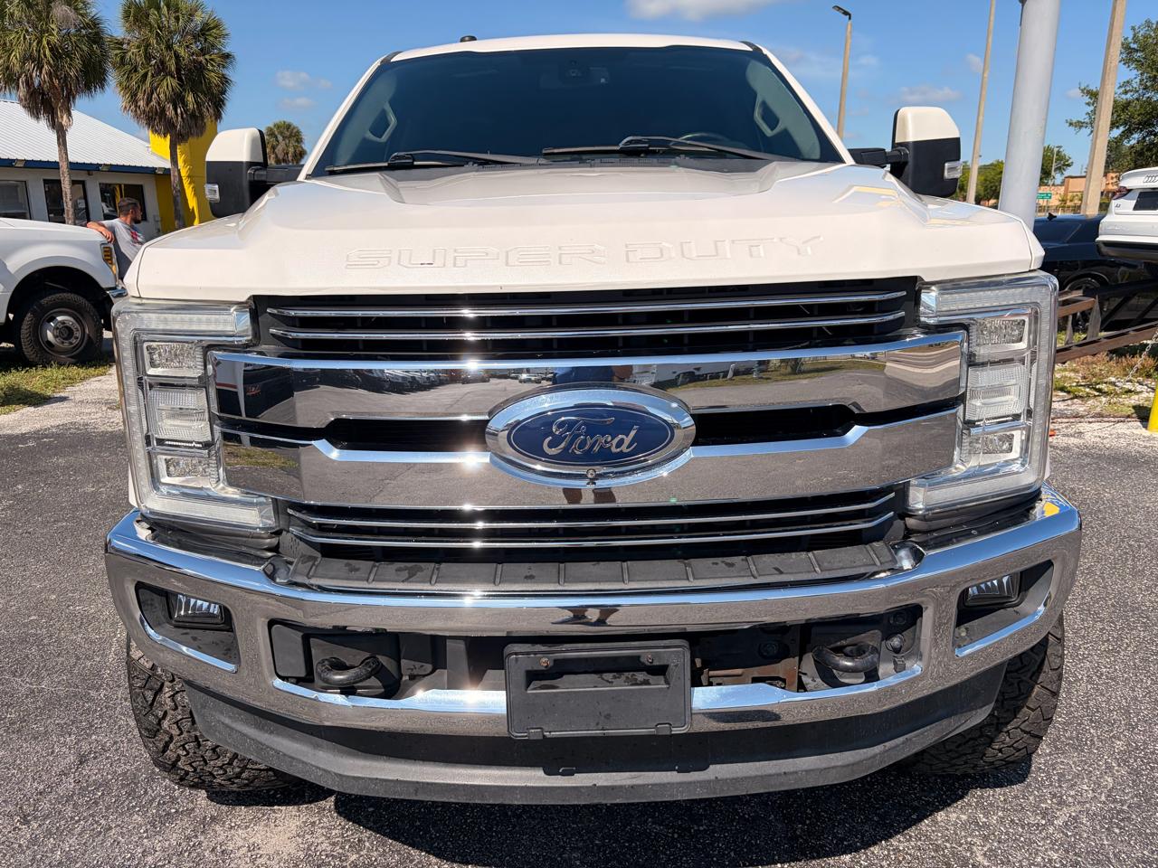 Ford F-250 SD Lariat Crew Cab 4WD 2018