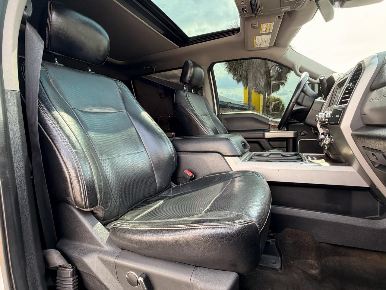 Ford F-250 SD Lariat Crew Cab 4WD 2018