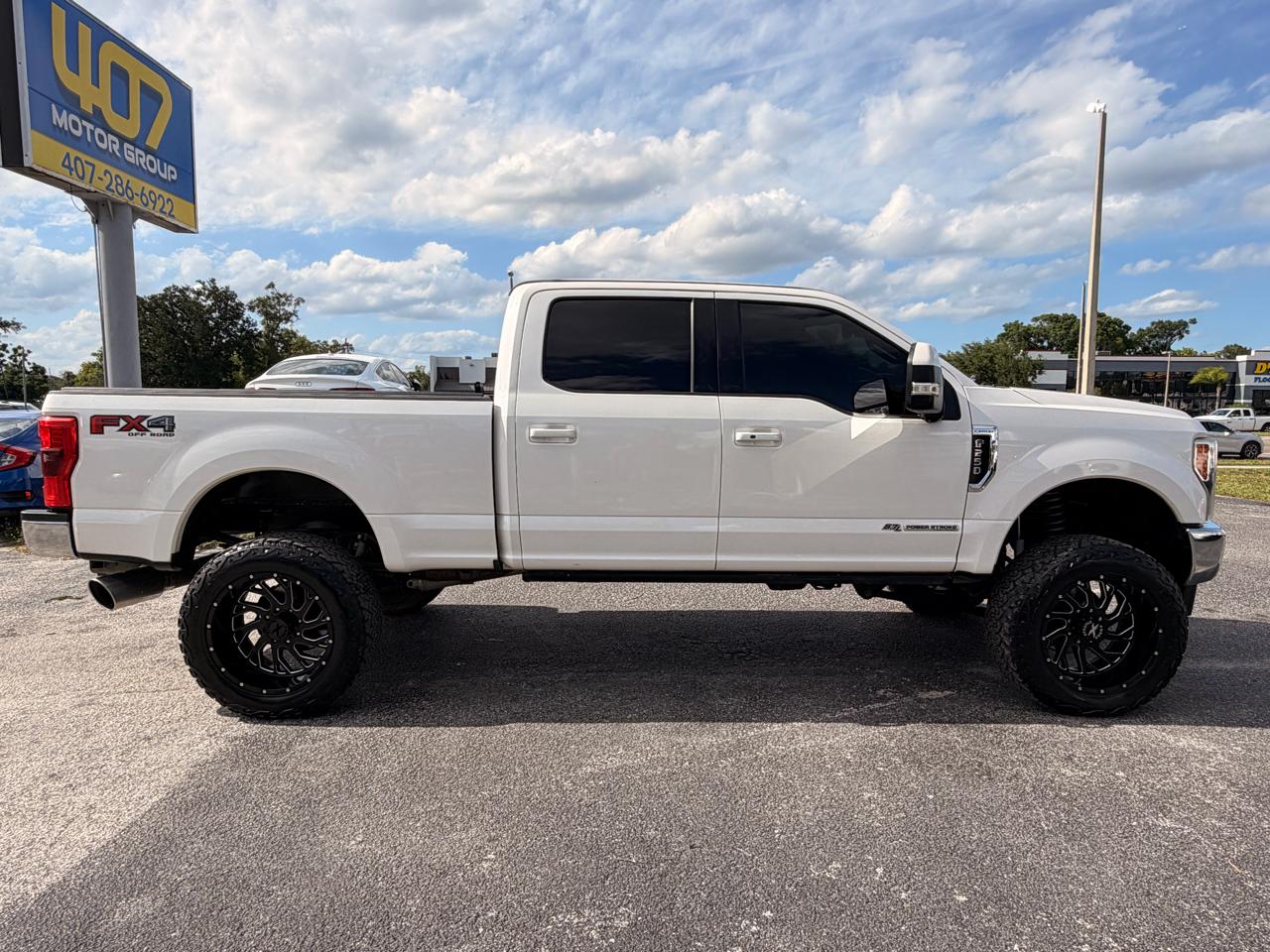 Ford F-250 SD Lariat Crew Cab 4WD 2018