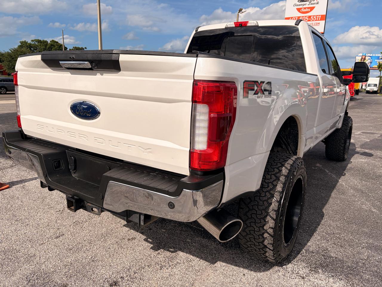 Ford F-250 SD Lariat Crew Cab 4WD 2018
