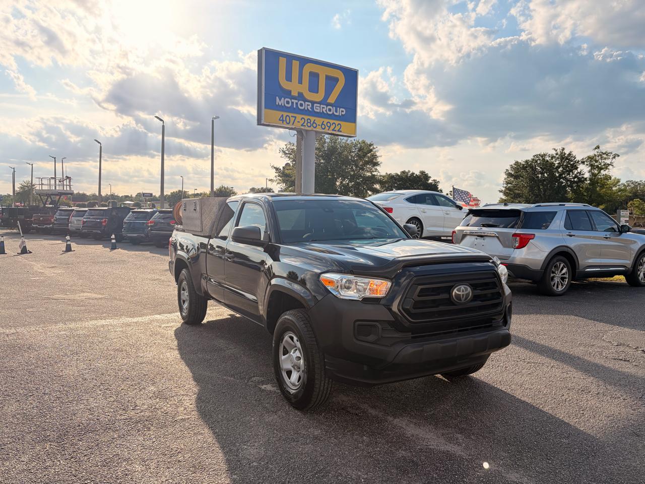 Toyota Tacoma 2WD Access Cab I4 AT SR (Natl) 2020