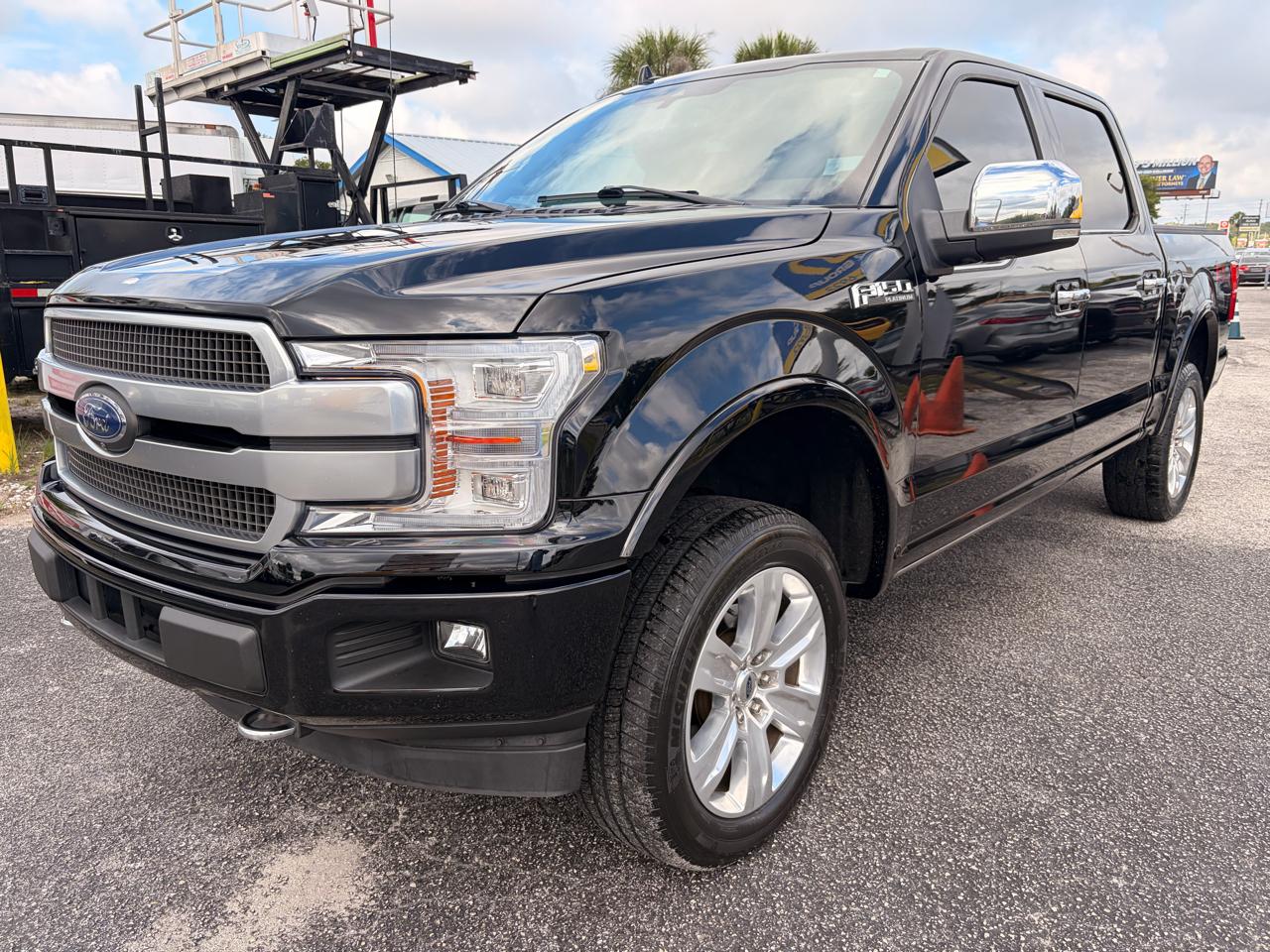 Ford F-150 4WD SuperCrew 145" Platinum 2018